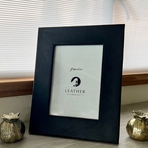 Black Leather Frame for 5x7 pictures - NWT - Easel Back Photo Frame